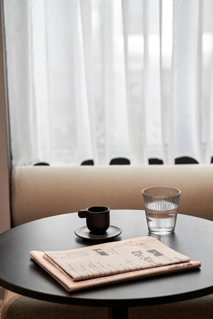 The Social Athens Hotel, A Member Of Radisson Individuals Atenas Amenidades foto